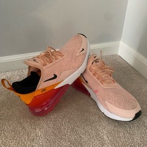 Pink Nike 270